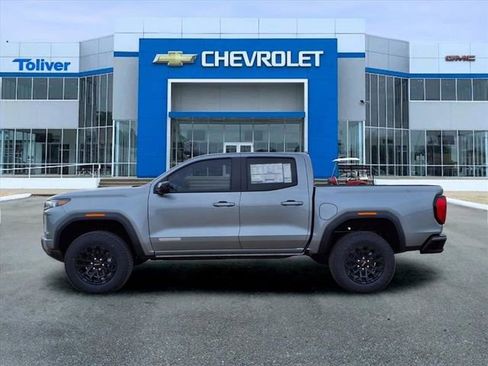 New 2025 GMC Canyon Elevation w/ Convenience Package image 4