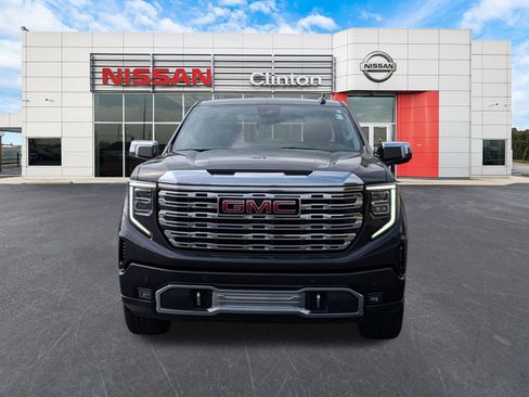 Used 2024 GMC Sierra 1500 Denali w/ Denali Reserve Package image 8