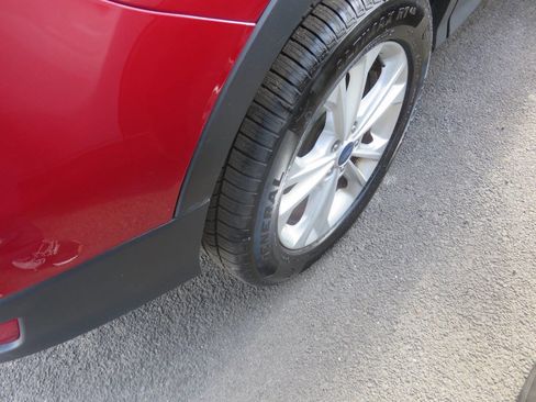 Used 2018 Ford Escape SEL image 34