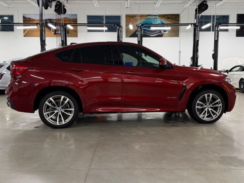 Used 2019 BMW X6 sDrive35i RWD image 8