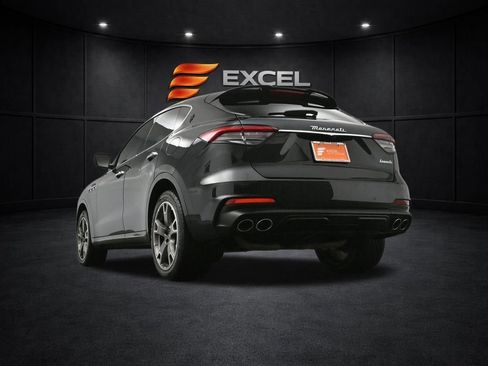 Used 2023 Maserati Levante Modena image 43