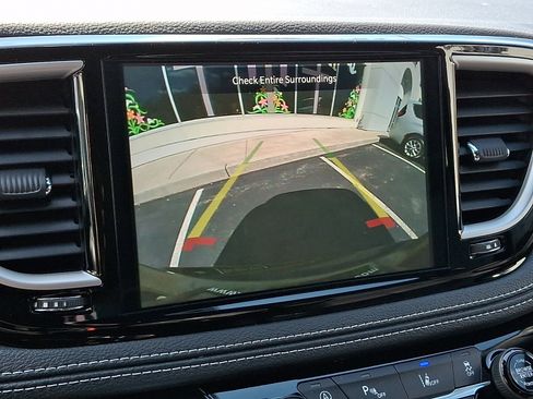 New 2026 Chrysler Pacifica Select image 11