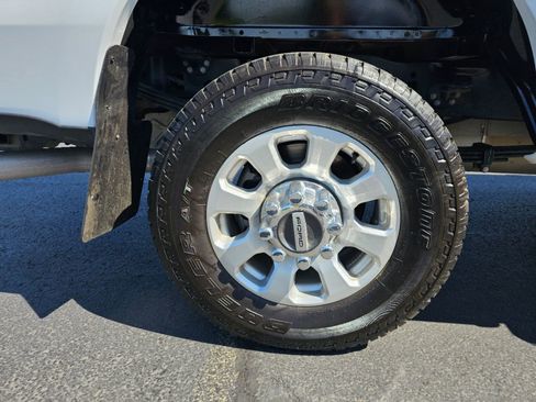 Used 2023 Ford F350 XLT w/ FX4 Off-Road Package image 13