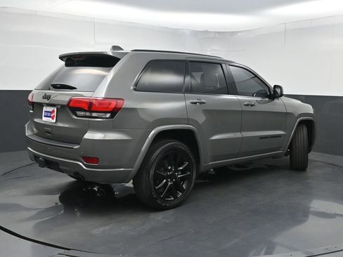 Used 2021 Jeep Grand Cherokee Laredo X RWD image 22