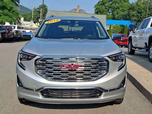 Used 2019 GMC Terrain Denali AWD/4WD image 2