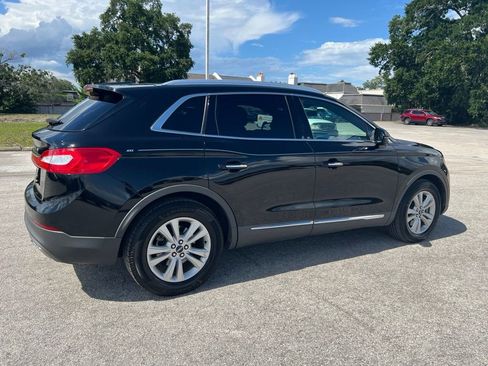 Used 2016 Lincoln MKX Premiere FWD image 3