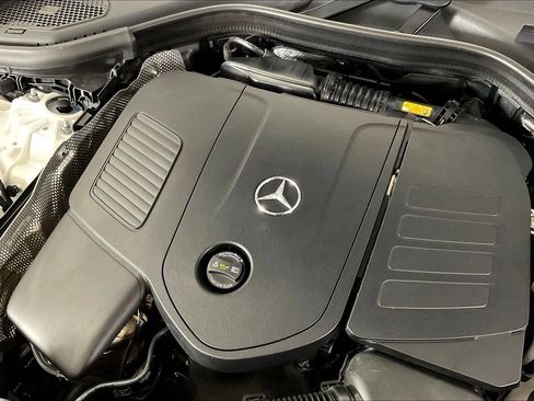 Certified 2023 Mercedes-Benz GLC 300 4MATIC image 31