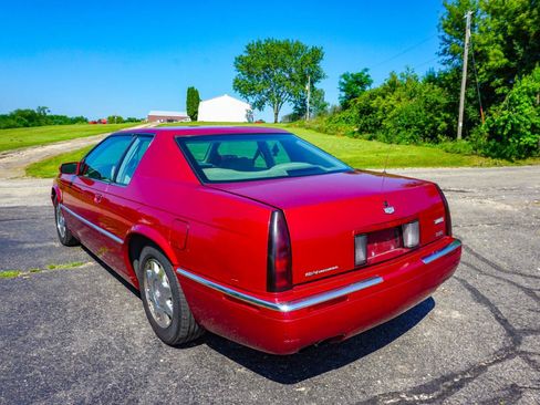 Used 1999 Cadillac Eldorado Touring FWD image 3