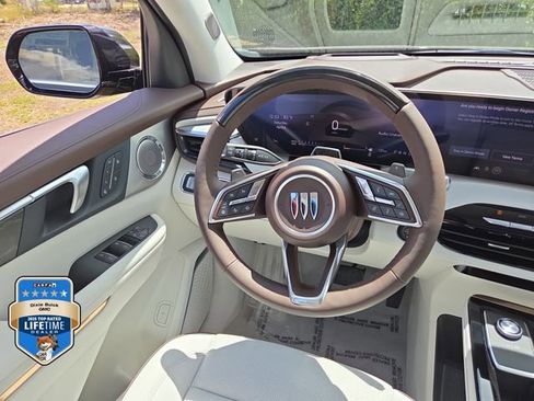 New 2026 Buick Enclave Avenir w/ Super Cruise Package FWD image 17