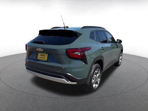 Used 2025 Chevrolet Trax LT image 15