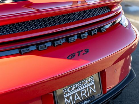 Certified 2022 Porsche 911 GT3 RWD image 24