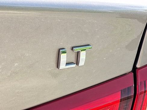 Certified 2025 Chevrolet Malibu LT FWD image 30