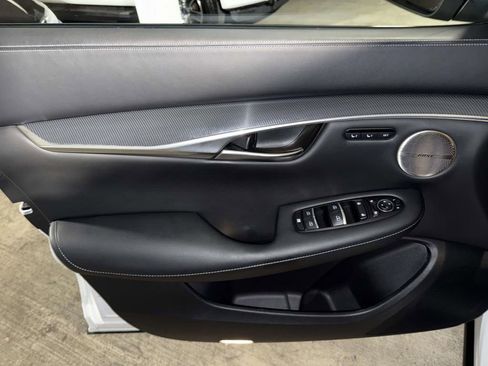 Used 2024 INFINITI QX50 Sport AWD/4WD image 18