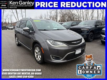 Used 2019 Chrysler Pacifica Limited w/ Advanced Safetytec Group