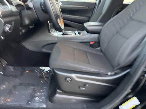 Used 2022 Jeep Grand Cherokee Laredo E image 22