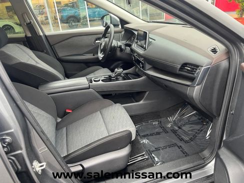 Used 2023 Nissan Rogue SV AWD/4WD image 23