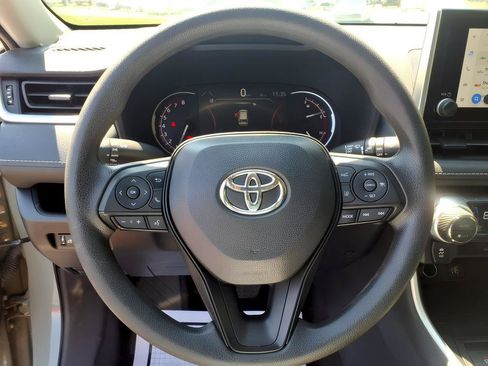 Used 2023 Toyota RAV4 XLE AWD/4WD image 27
