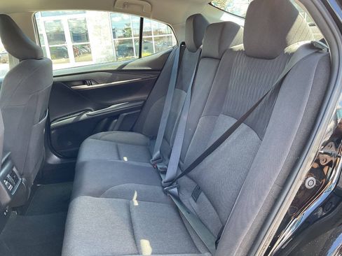 Used 2025 Toyota Camry LE FWD image 35