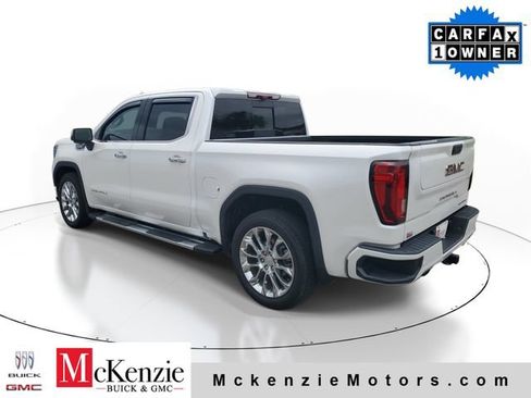 Used 2023 GMC Sierra 1500 Denali w/ Technology Package AWD/4WD image 3