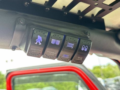 Used 2021 Jeep Wrangler Unlimited Sport AWD/4WD image 33