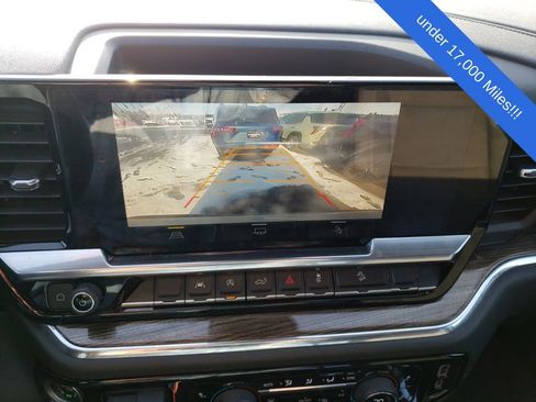 Used 2023 Chevrolet Silverado 1500 RST image 19