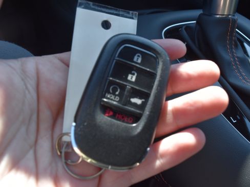 Certified 2024 Honda HR-V Sport image 26