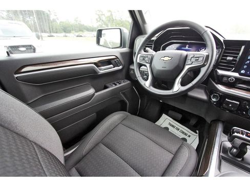 Used 2025 Chevrolet Silverado 1500 LT w/ Texas Edition Plus RWD image 10