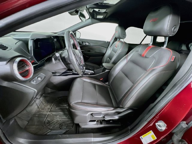 Used 2024 Chevrolet Trax RS w/ Driver Confidence Package FWD image 23