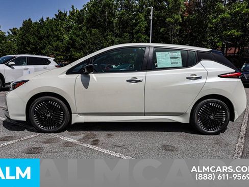Used 2025 Nissan Leaf SV Plus image 9