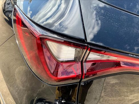 Used 2025 Acura MDX SH-AWD w/ Technology Package image 14