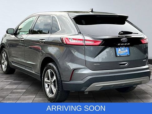 Used 2024 Ford Edge SEL w/ Convenience Package AWD/4WD image 4
