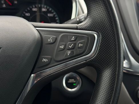 Used 2024 Chevrolet Equinox LS w/ Midnight Edition image 27