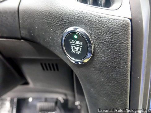 Used 2024 Ford Edge SE w/ Black Appearance Package image 15