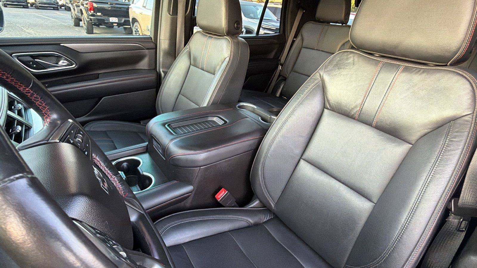 Used 2021 Chevrolet Tahoe RST w/ Luxury Package AWD/4WD image 5