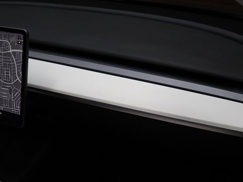 Used 2022 Tesla Model 3 Long Range image 36