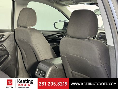 Used 2022 Chevrolet Equinox LT image 19