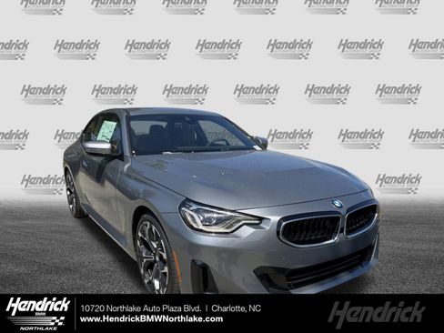 Used 2025 BMW 230i Coupe w/ Premium Package image 1