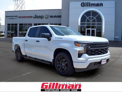 Used 2025 Chevrolet Silverado 1500 Custom RWD image 1