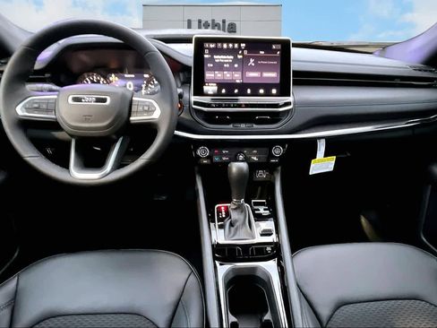 New 2026 Jeep Compass Latitude AWD/4WD image 10