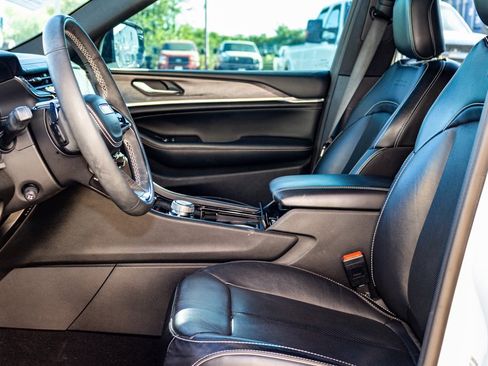 Used 2023 Jeep Grand Cherokee L Overland image 29