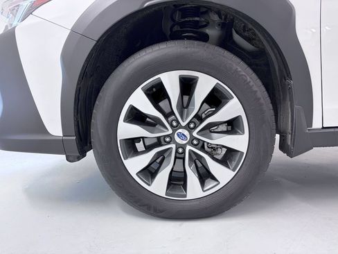 Used 2024 Subaru Outback Limited AWD/4WD image 10