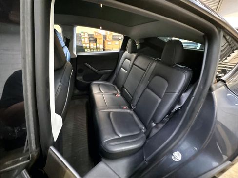Used 2020 Tesla Model Y Long Range AWD/4WD image 29