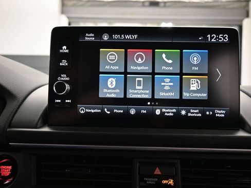 Used 2025 Honda Pilot Touring image 27