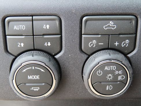 New 2026 Chevrolet Silverado 1500 RST AWD/4WD image 16