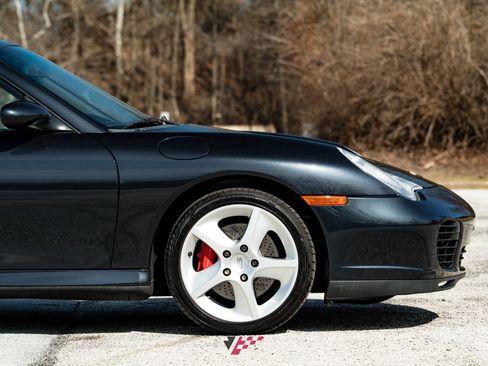 Used 2004 Porsche 911 Carrera 4S image 18