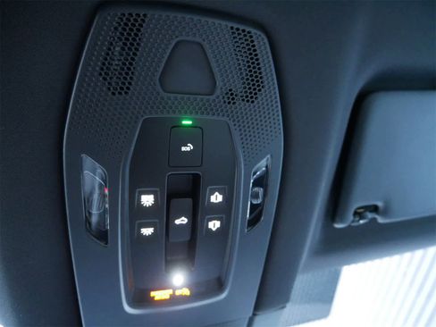 New 2025 Porsche Macan 4S Electric image 23