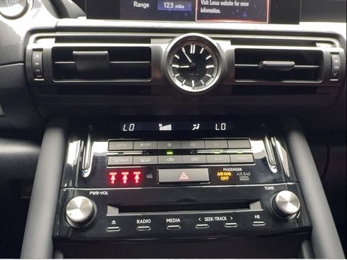 Used 2025 Lexus IS 300 w/ Comfort Package RWD image 49