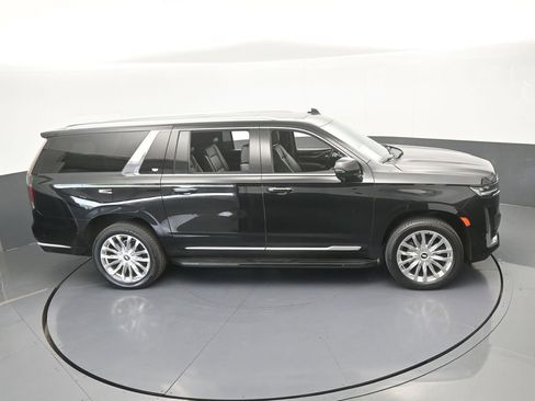 Used 2023 Cadillac Escalade ESV Premium Luxury image 58