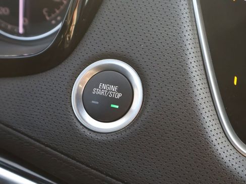 Used 2025 Cadillac XT5 Premium Luxury image 26