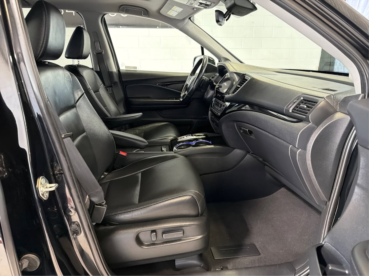 Used 2020 Honda Pilot Touring image 15